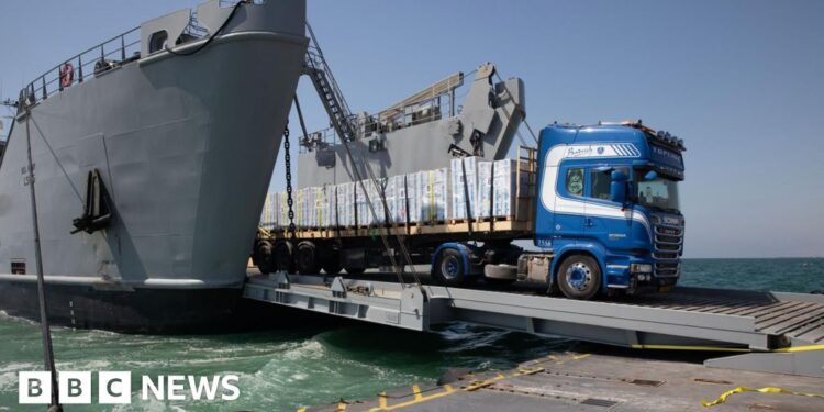 US military ends floating aid pier mission