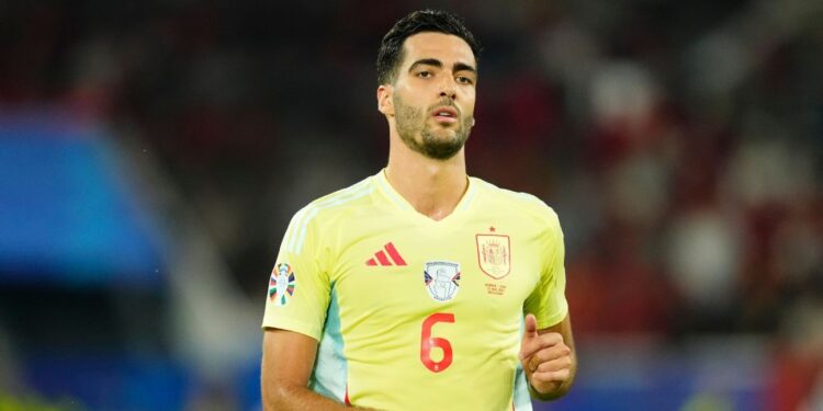 Mikel Merino out of Real Sociedad squad, Arsenal talks advance