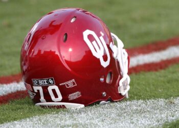 Oklahoma’s DeMarco Murray suspended 1 game over violations