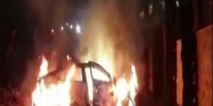 Israeli settlers torch Palestinian village in West Bank