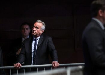 RFK Jr. Suspends Presidential Campaign, Endorses Trump