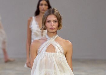Alberta Ferretti Spring 2025 Ready-to-Wear Collection
