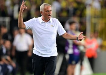 Jose Mourinho dubbed ‘crying one’ by Galatasaray after loss