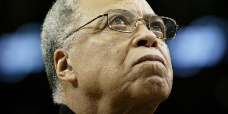 James Earl Jones, actor and voice of Darth Vader, has died aged 93 | Obituaries News