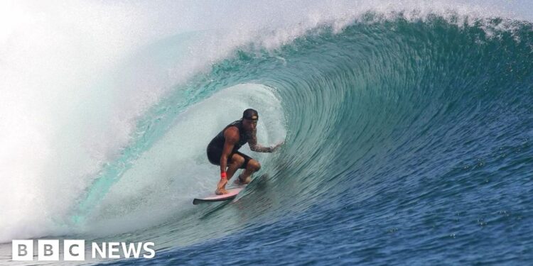 Why protecting Australia’s surf breaks is crucial to the country’s economy