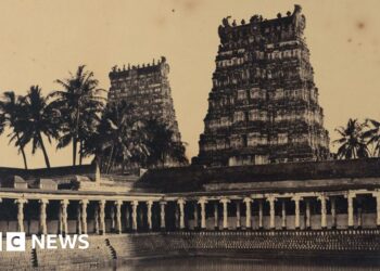 The earliest pictures capturing the art and beauty of Indian monuments