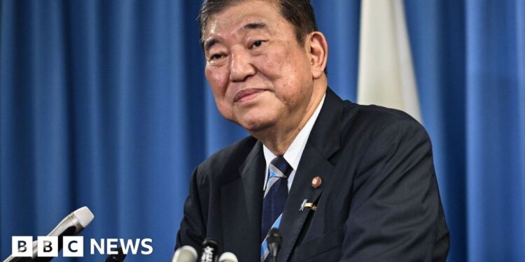 Japan’s incoming PM calls snap October election