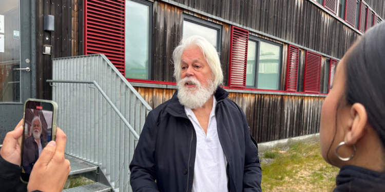 Anti-whaling activist must stay in Greenland jail