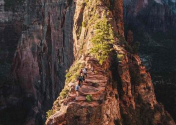 20 Best National Parks in the U.S.