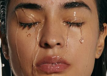 The 15 Best Serums for Dry Skin for a Soft, Glowing Complexion