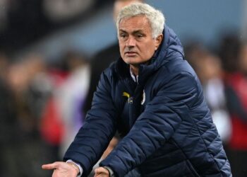 Jose Mourinho rants over VAR, ‘half-truths’ in Fenerbahce win