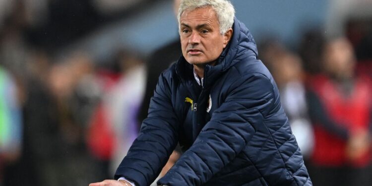 Jose Mourinho rants over VAR, ‘half-truths’ in Fenerbahce win