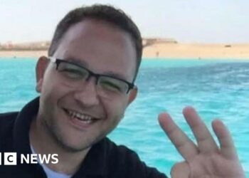 Rescue diver saved own nephew trapped in capsized Egypt boat