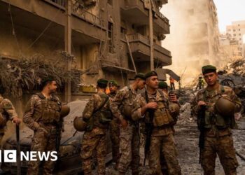 Israeli cabinet to discuss Hezbollah deal