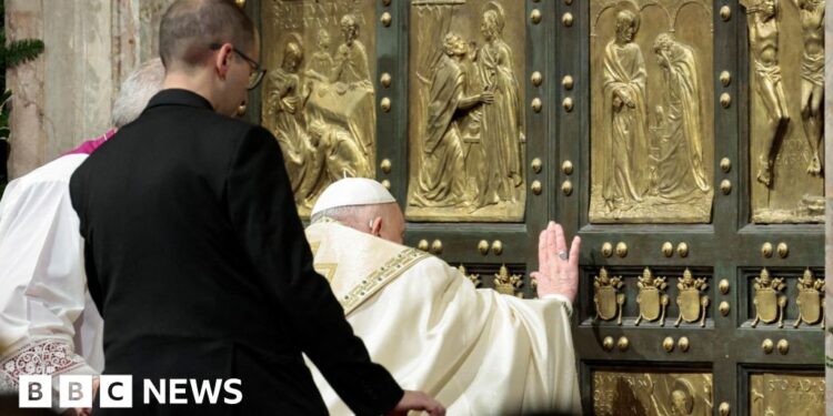 Pope Francis opens Holy Door at St Peter’s Basilica to kick off special jubilee year