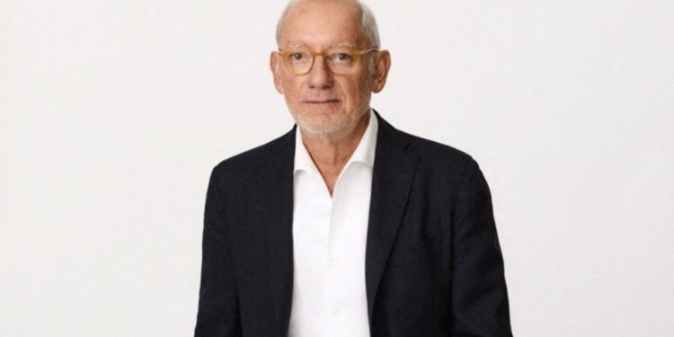 Mango clothing chain founder Isak Andic dies in mountain accident | Business and Economy News