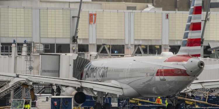 American Airlines Ground Stop Brings Delays Across the U.S. on Christmas Eve