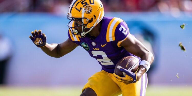 LSU WR Kyren Lacy facing charges stemming from fatal car crash