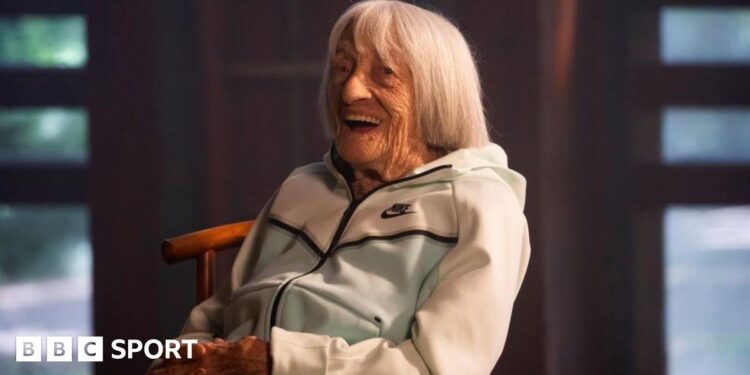 Agnes Keleti: Oldest Olympic gold medallist dies at 103