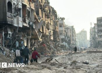 Gaza ceasefire deal being finalised, Palestinian official tells BBC