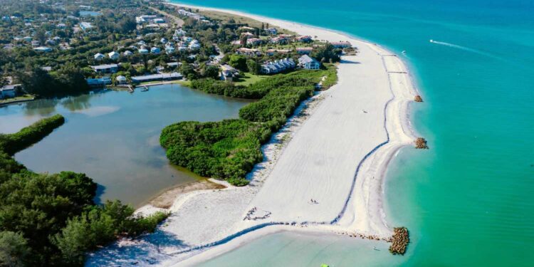 Travel Guide to Florida’s Charming Longboat Key