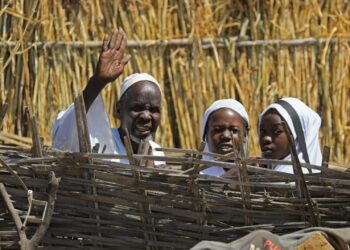 How is Sudan’s conflict worsening the humanitarian crisis? | Sudan war
