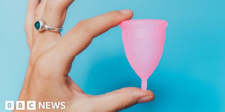 Ill-fitting menstrual cup may cause health complications