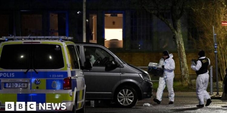 Around 10 people killed in Orebro school campus attack