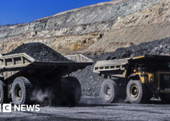 Ukraine official says terms of minerals deal agreed with US