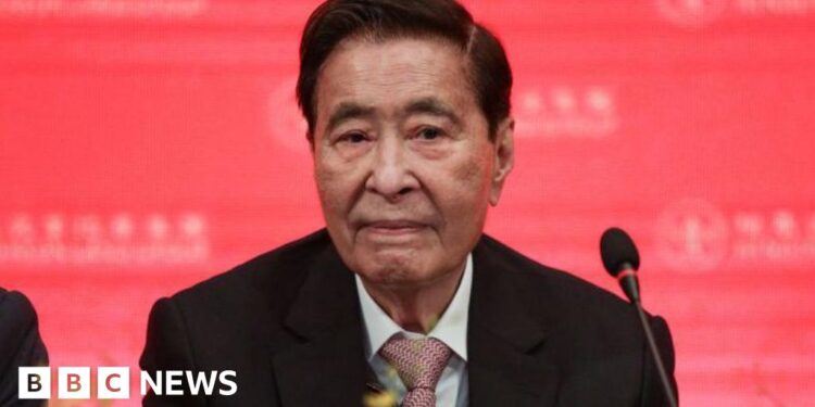 Hong Kong property tycoon dies aged 97