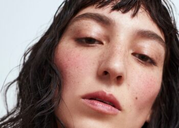 18 Best Retinol Serums and Creams Dermatologists and Editors Actually Use