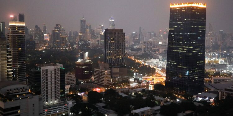 Will Bangkok fall out of love with skyscrapers after earthquake rocks city? | Earthquakes News