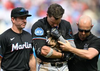 Marlins’ Griffin Conine put on 60-day IL with dislocated shoulder