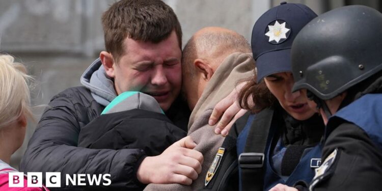 Zelensky urges Trump to visit Ukraine ahead of deal with Russia