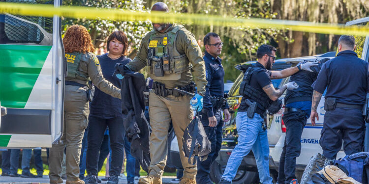 ICE Arrests Nearly 800 in Florida in Operation With Local Officers