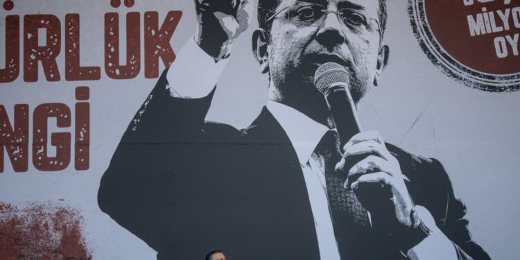 How much support is there for Imamoglu, Istanbul’s jailed mayor? | Explainer News