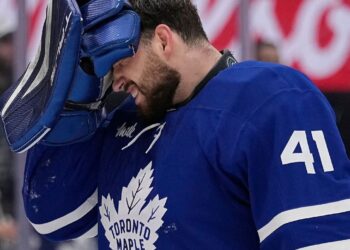 Leafs goalie Stolarz skates, ‘feeling much better,’ says Berube