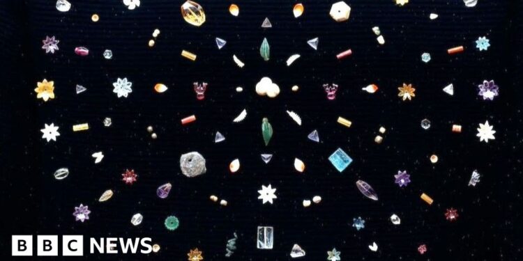 Buddha’s sacred jewels head to auction