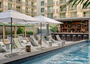 Romer House Waikiki Hotel Review