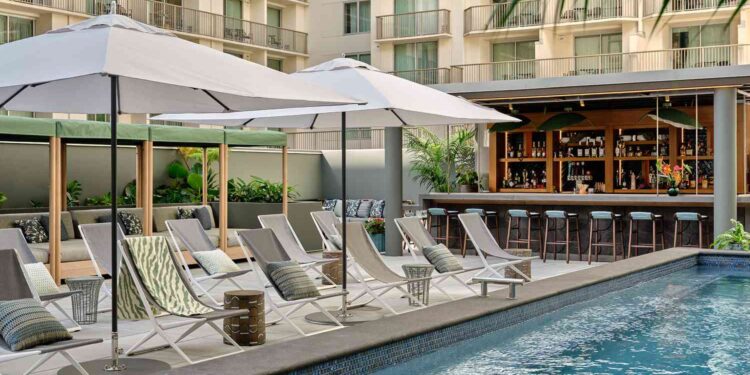 Romer House Waikiki Hotel Review