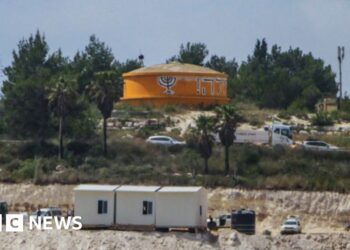 Israel announces major expansion of settlements in occupied West Bank