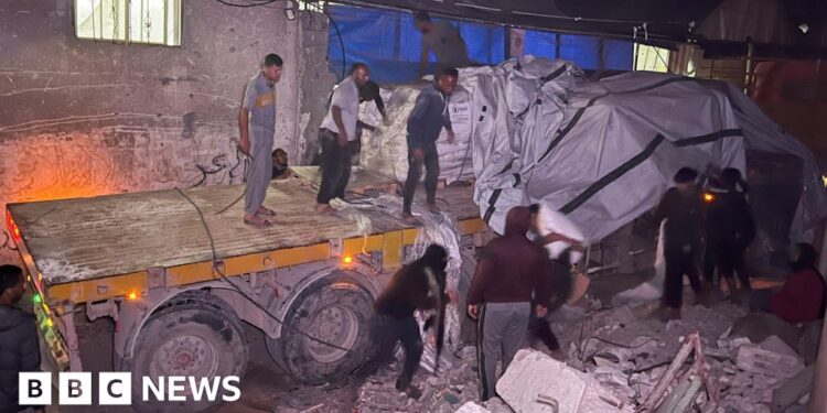 UN says aid collected from Gaza crossing after three-day delay