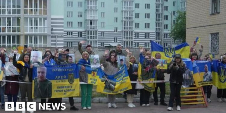 Ukraine and Russia poised for biggest prisoner swap but details scarce