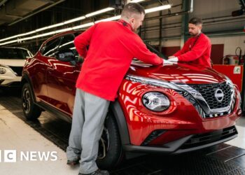 Nissan says it could share global plants with Chinese state firm Dongfeng