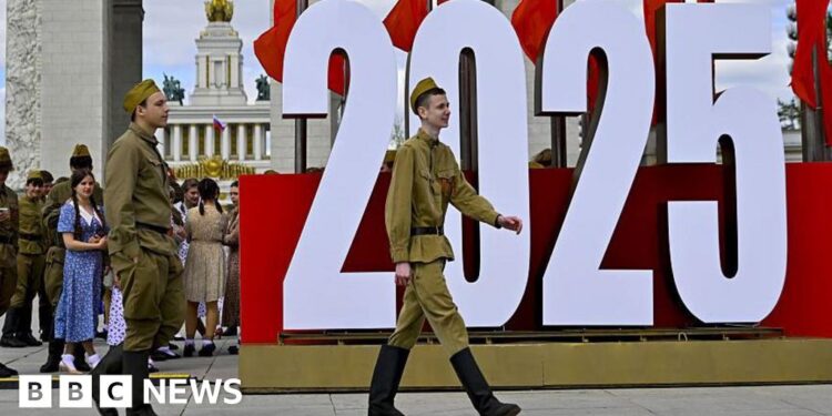 Ukrainians see Russian lull as sideshow