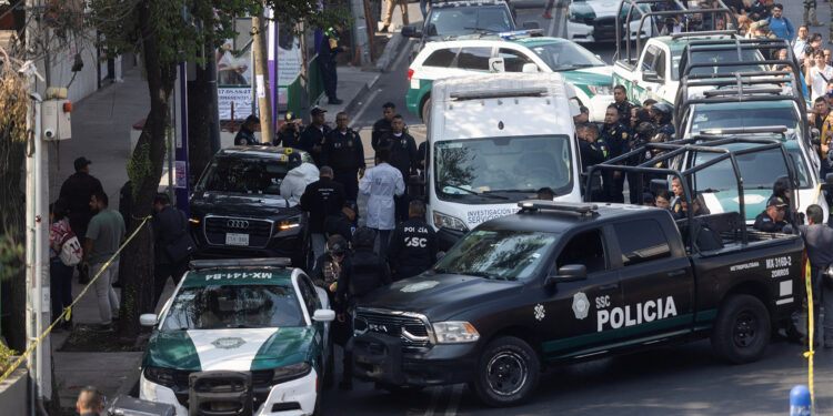 Mexico City mayor’s aides shot dead in broad daylight ambush