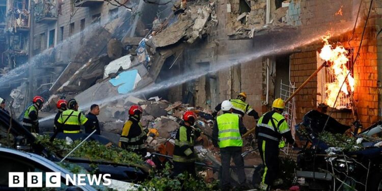 Russian air attack kills nine and injures dozens in Kyiv