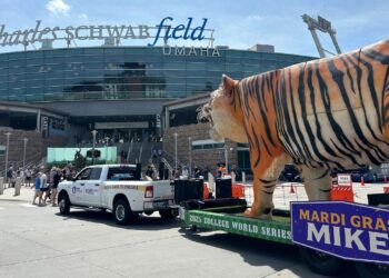 Why one LSU fan brought a 30-foot Tiger float to the MCWS