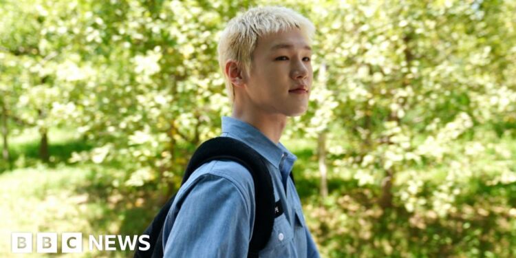 The K-pop star who came out to the world on stage