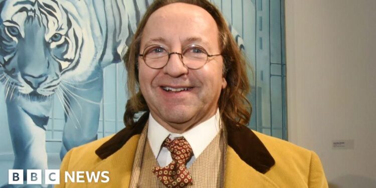 French antiques fraudsters found guilty of Versailles chair scam